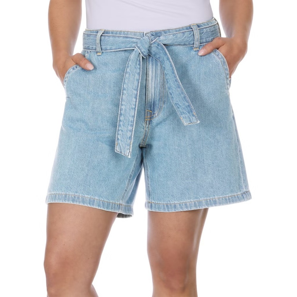 Tommy Hilfiger Women's Denim Short 6" Inseam, Light Blue, Size: 4, New